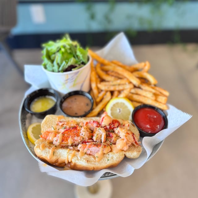 Lobster Roll.